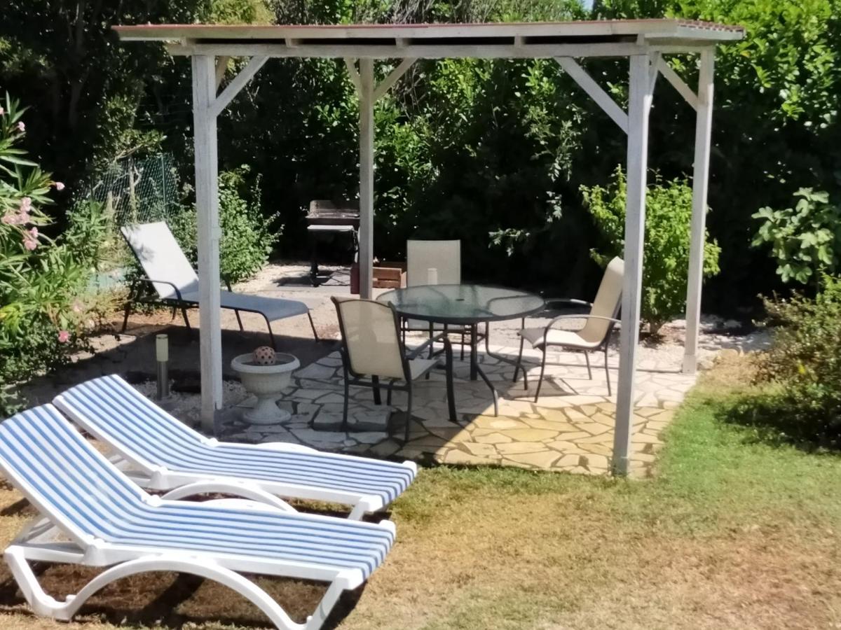 Gite Climatise L'Oisellerie Castelnou Exteriér fotografie