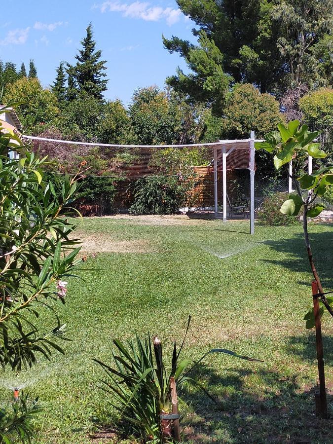 Gite Climatise L'Oisellerie Castelnou Exteriér fotografie